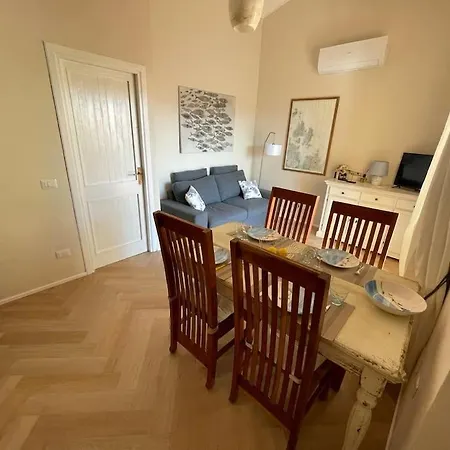 Ampio Bilocale Con Terrazzo * Cannigione